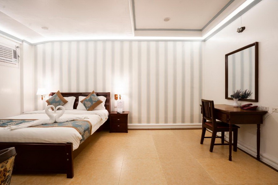 Standard Deluxe Room